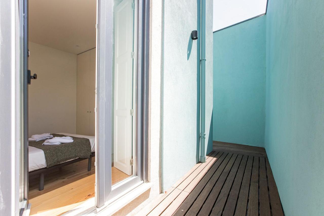 Central Studio W/ Pool, Ac & Patio By Lovelystay Porto Luaran gambar