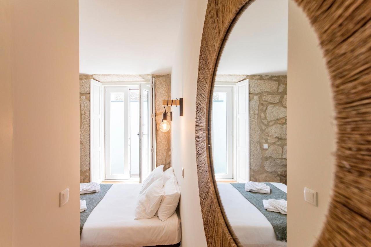 Central Studio W/ Pool, Ac & Patio By Lovelystay Porto Luaran gambar