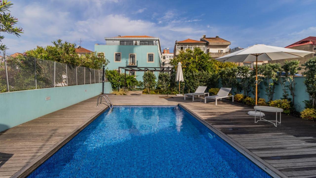 Central Studio W/ Pool, Ac & Patio By Lovelystay Porto Luaran gambar